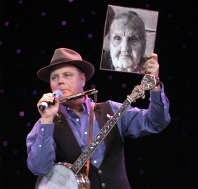 David Holt with photo of Aunt Zip