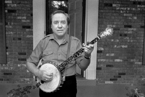 Earl_Scruggs_01_a_cropped_small (300x200)